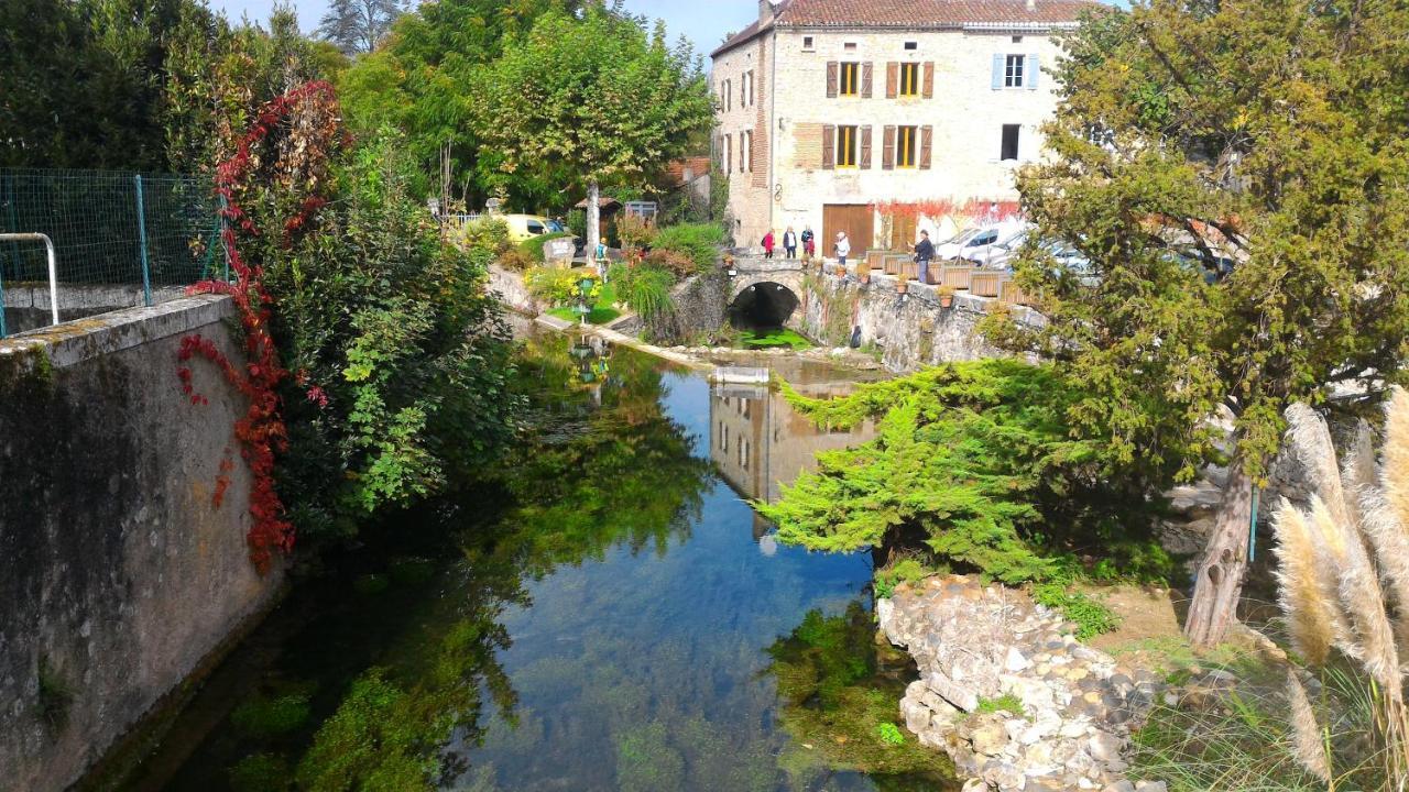 Saint-Vincent-Rive-dʼOltMaison Sur Le Lot住宿加早餐旅馆 外观 照片